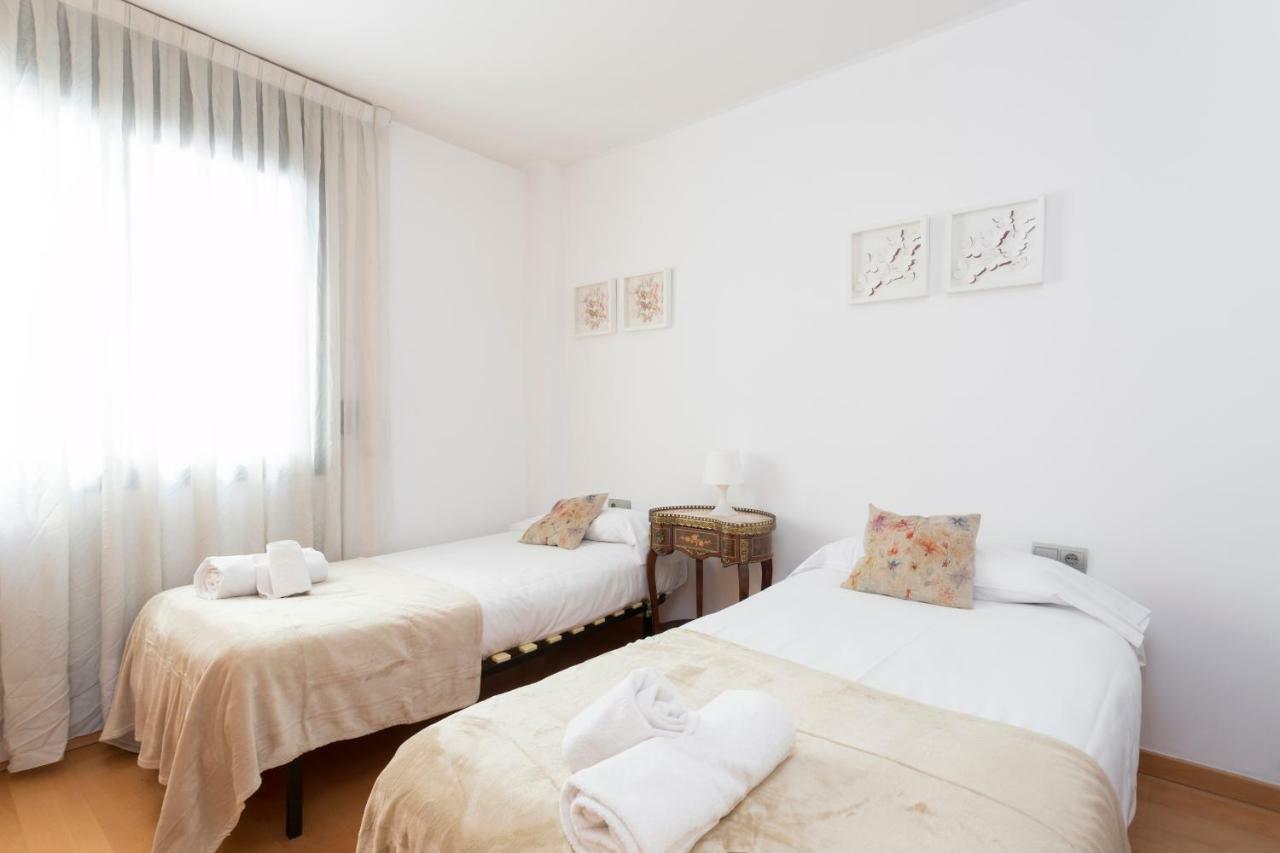 1217 - Pool And Beach Nice Apartment II Barcelona Exterior foto